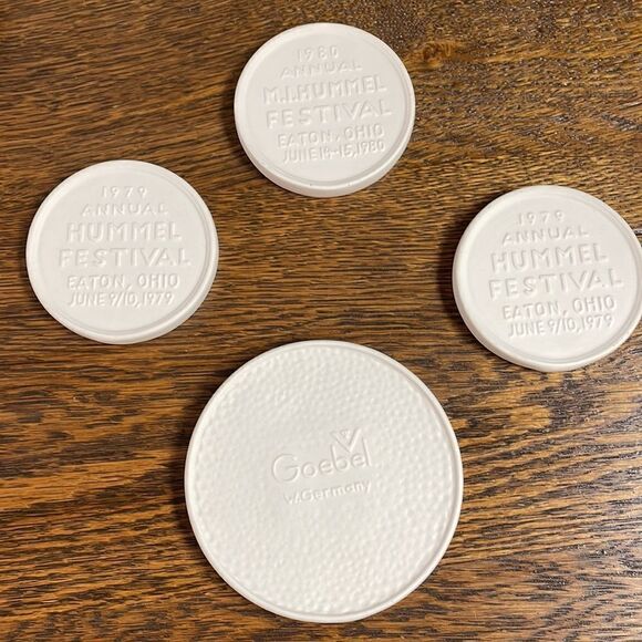 Goebel Hummel Ceramic Collectors Club Discs/Plates , 4 total, Vintage 70’s - Picture 3 of 10